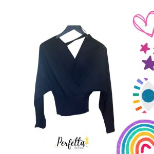 Suéter cruzado tejido corto negro